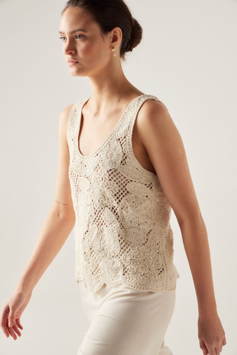 SWEATSHIRT CROCHET FLOWERS