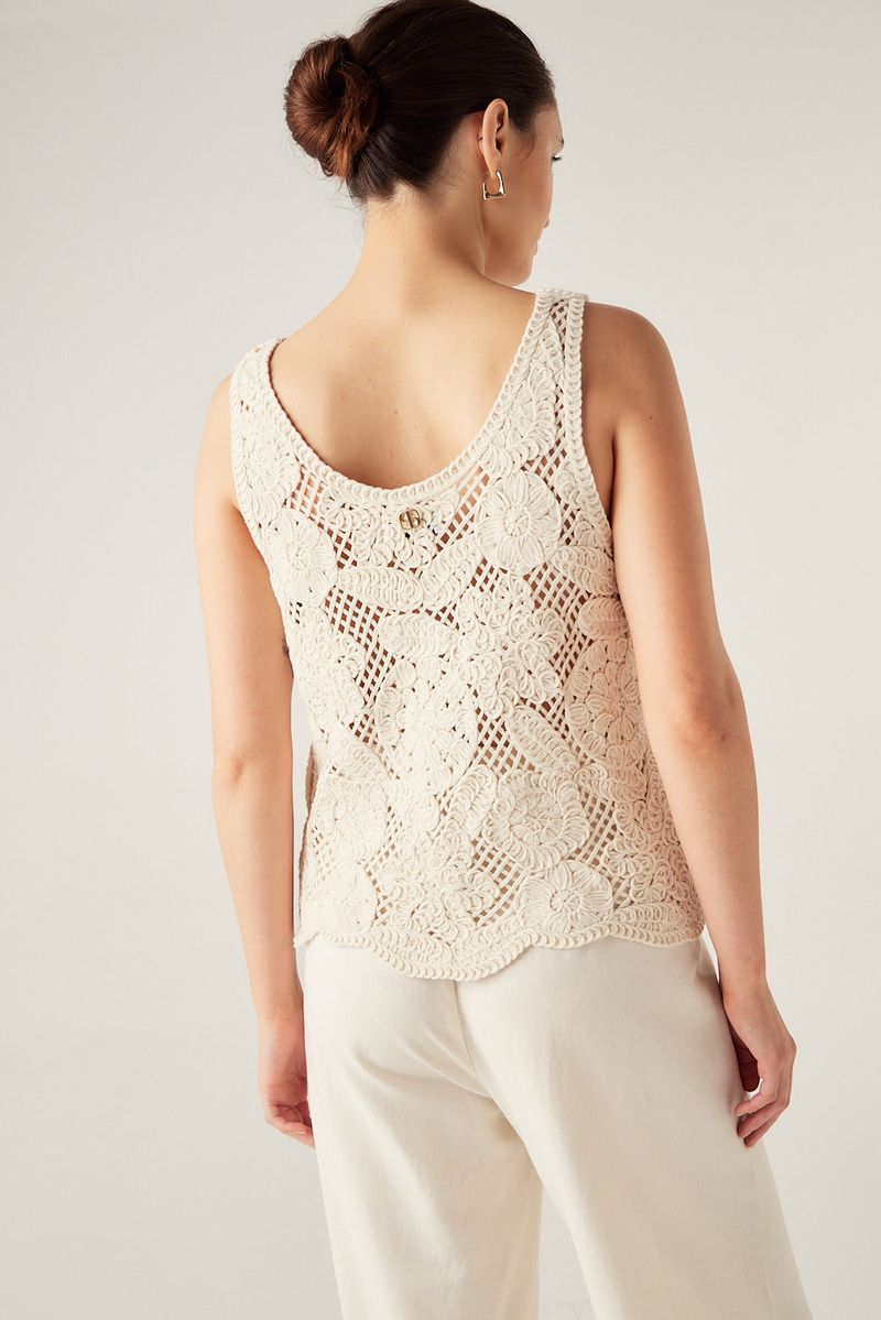SWEATSHIRT CROCHET FLOWERS