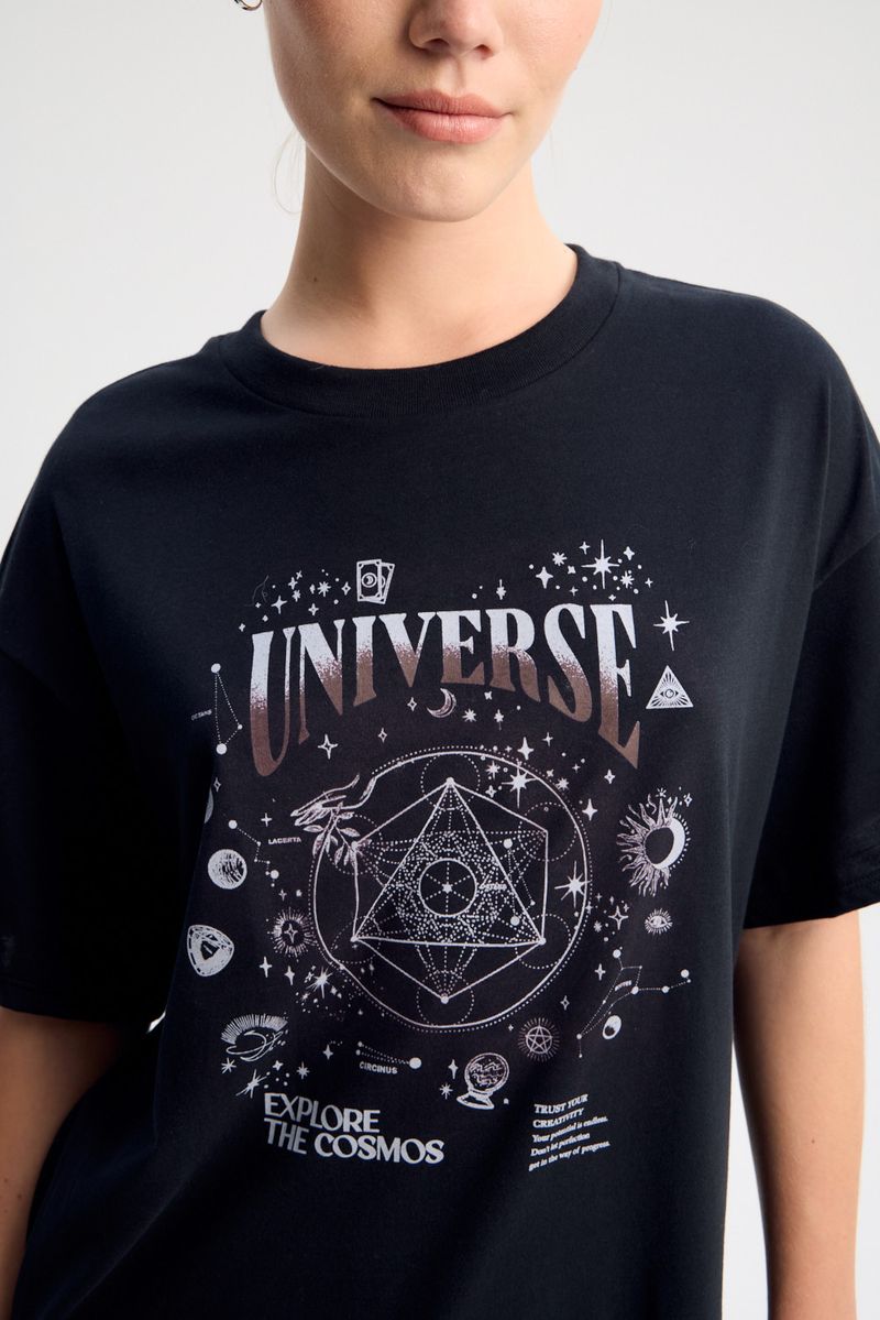 REMERA GAMUZADA UNIVERSE