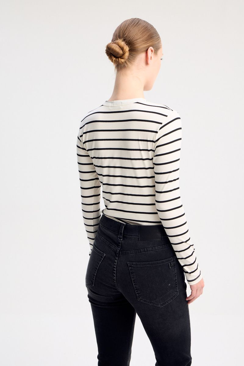 REMERA SAILOR