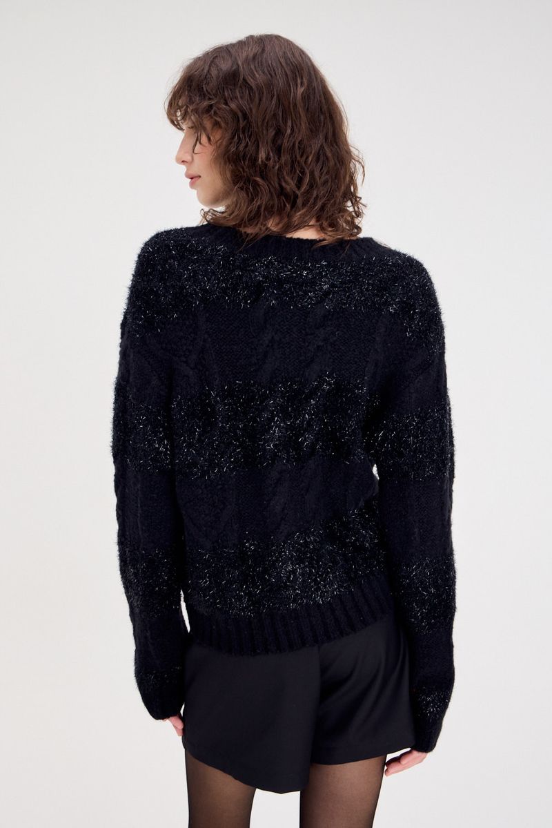 SWEATER GLOW