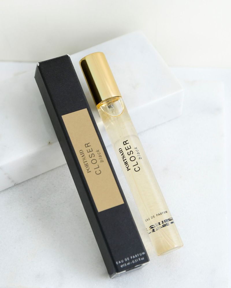 PERFUME CLOSER BLACK