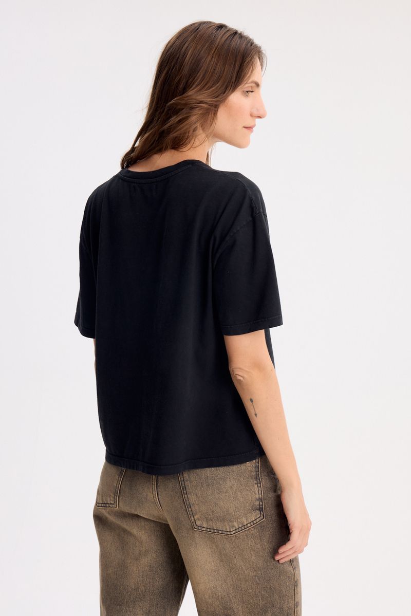 REMERA LAVADA BECCA
