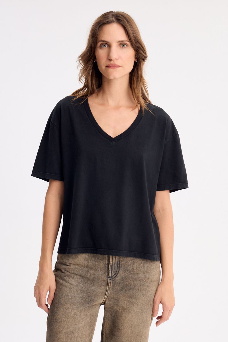 REMERA LAVADA BECCA