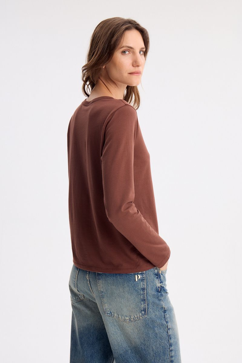 REMERA EMILIA