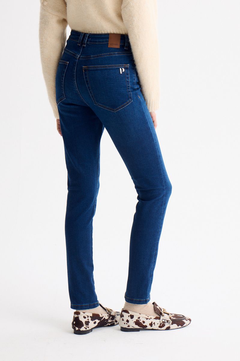 JEAN SLIM ADELA