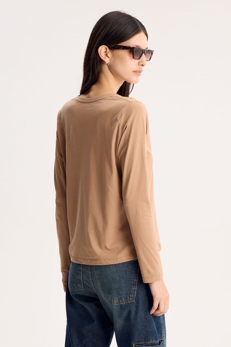 REMERA PIMA HELENA