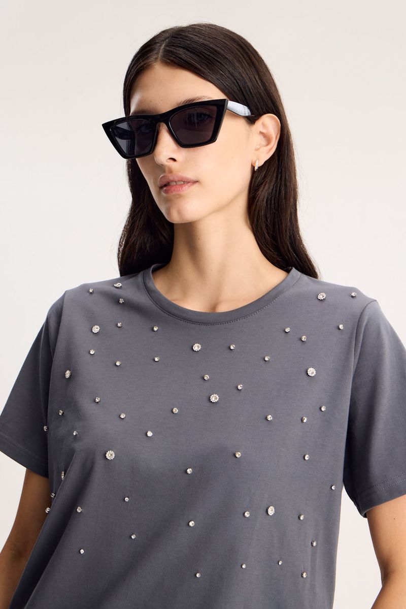 REMERA STRASS