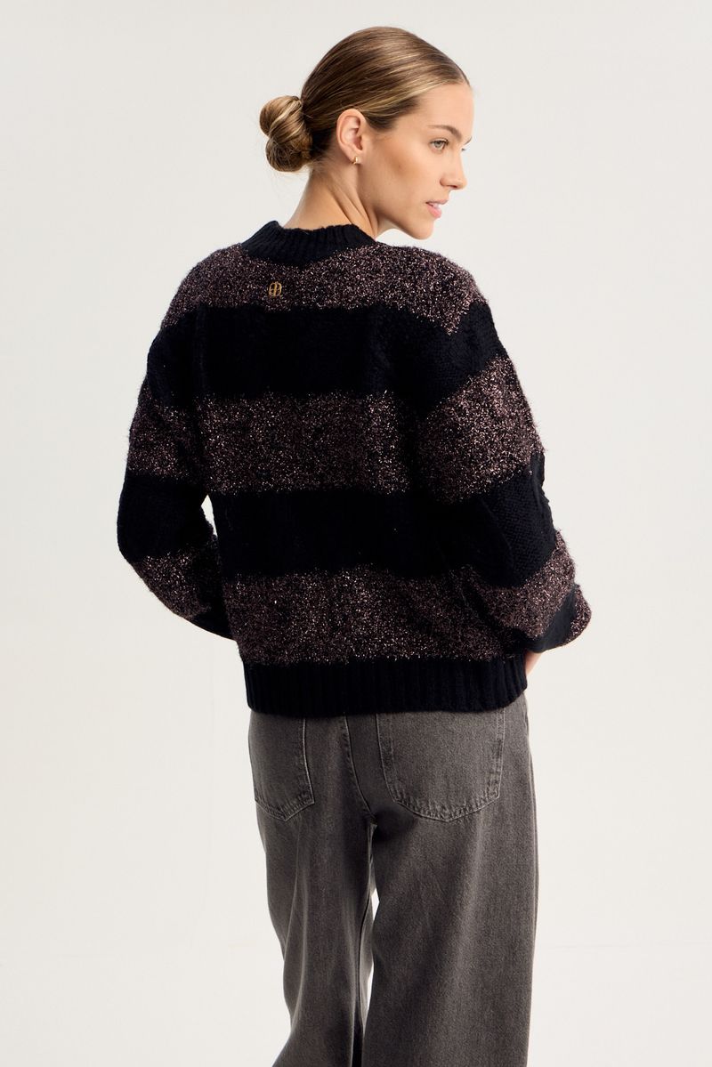 SWEATER GLOW