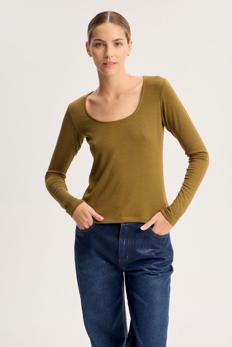 REMERA CHARLOTTE