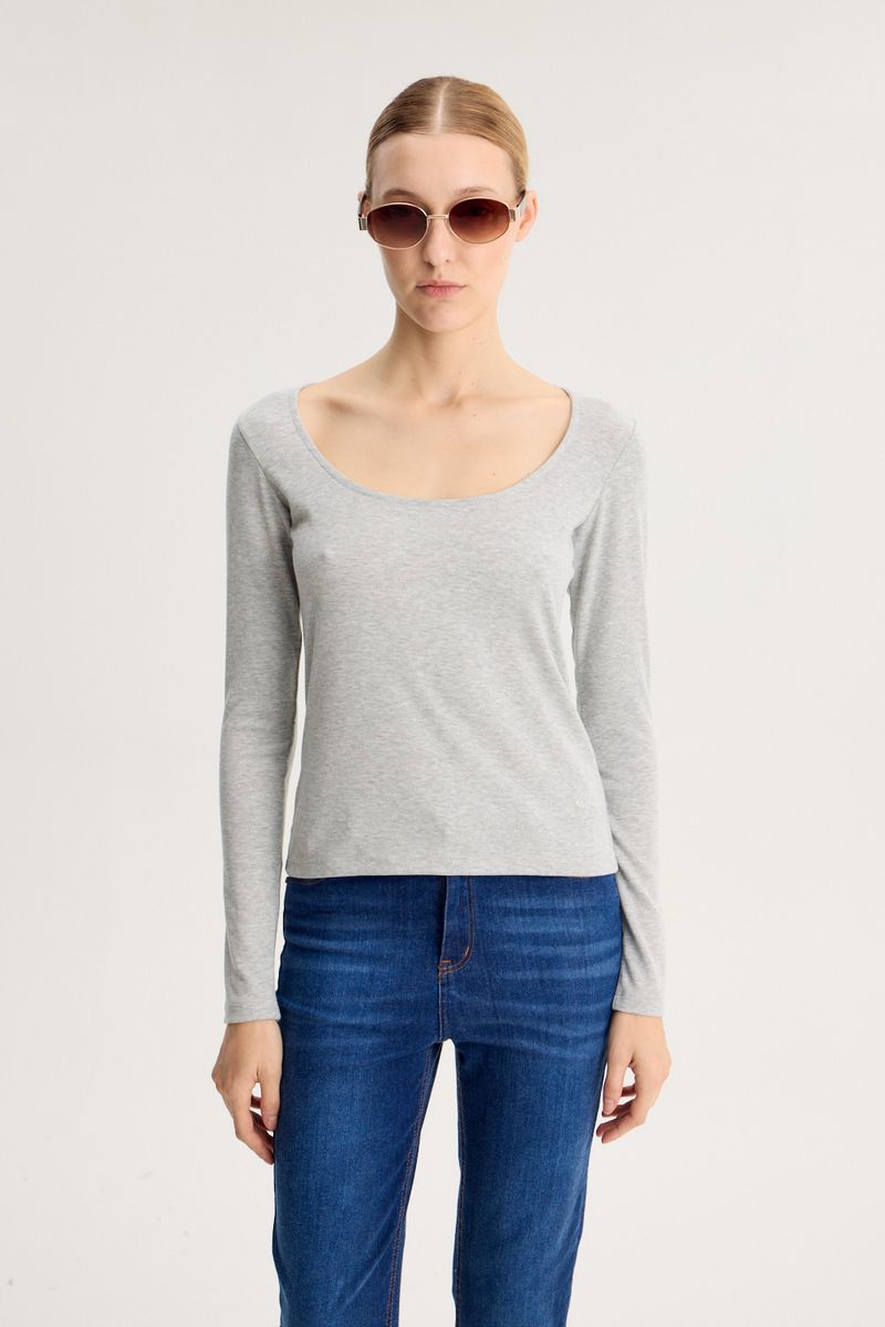 REMERA CHARLOTTE
