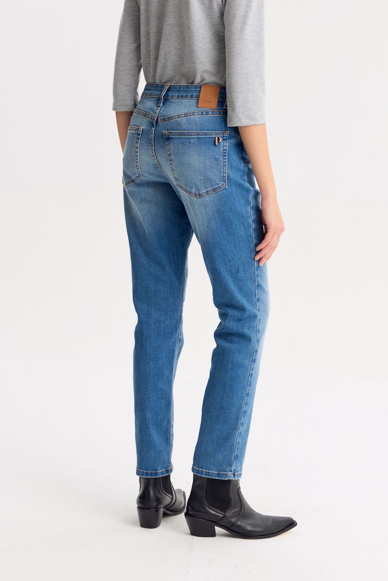 JEAN SLIM ADELA OHNEST