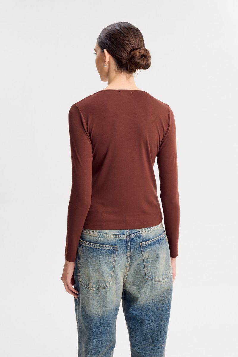 REMERA CHARLOTTE
