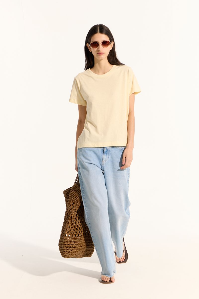REMERA BASIC ESCOTE REDONDO