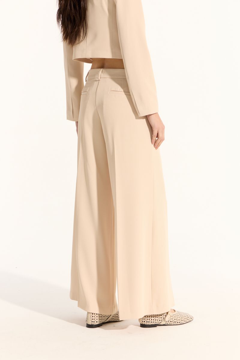 PANTALÓN ANCHO HIGH TWIST