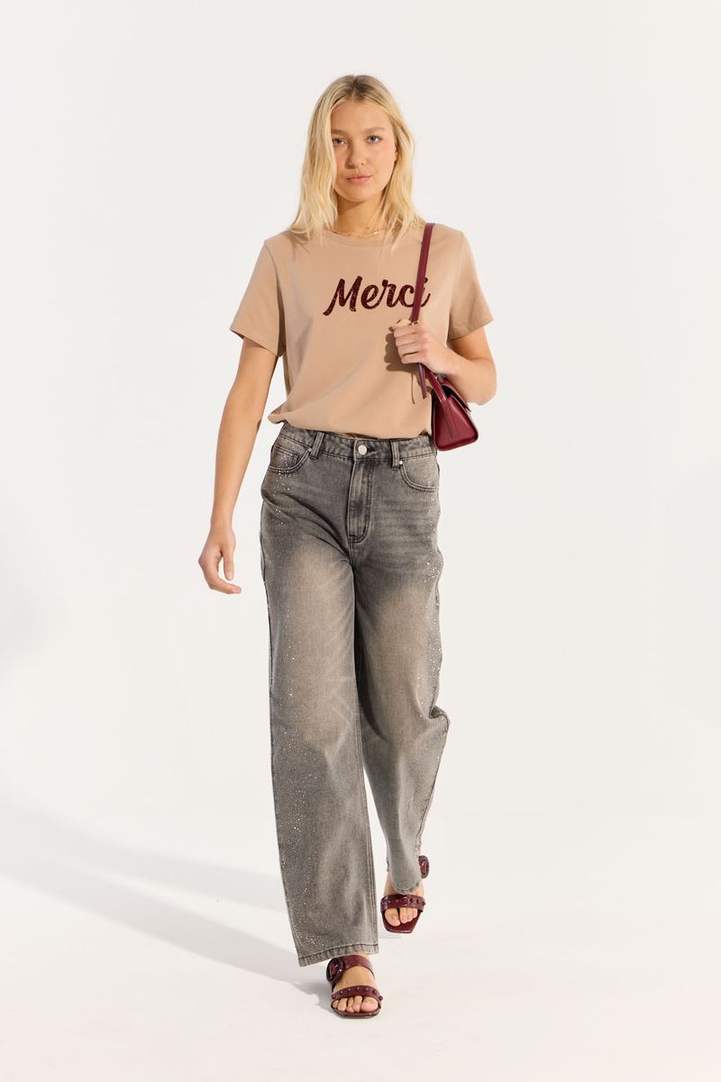 REMERA MERCI
