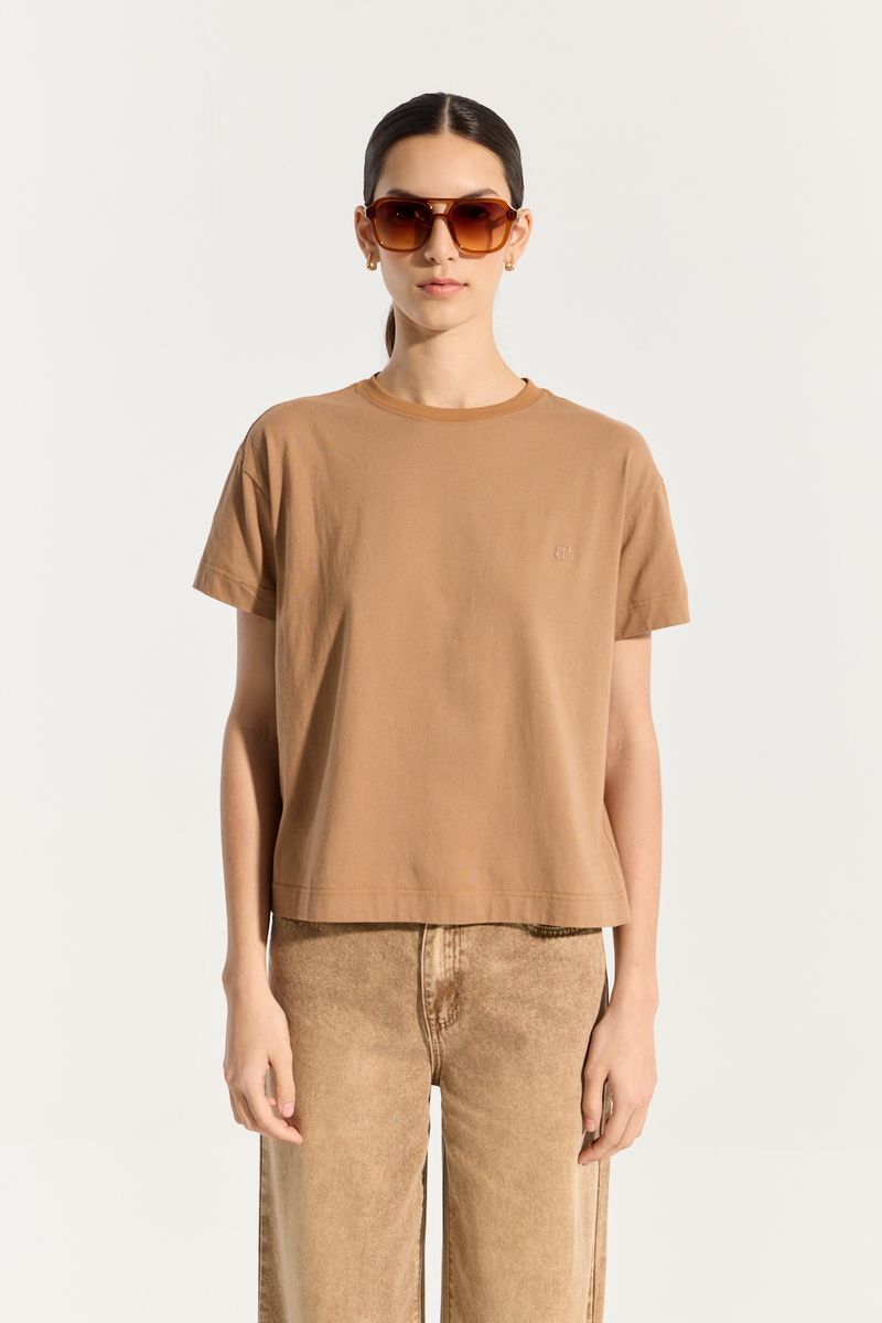 REMERA BÁSICA WASH