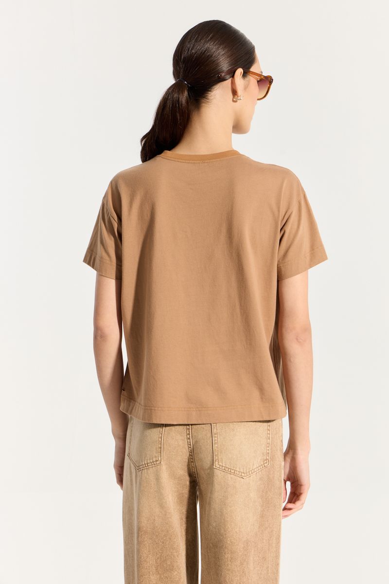 REMERA BÁSICA WASH