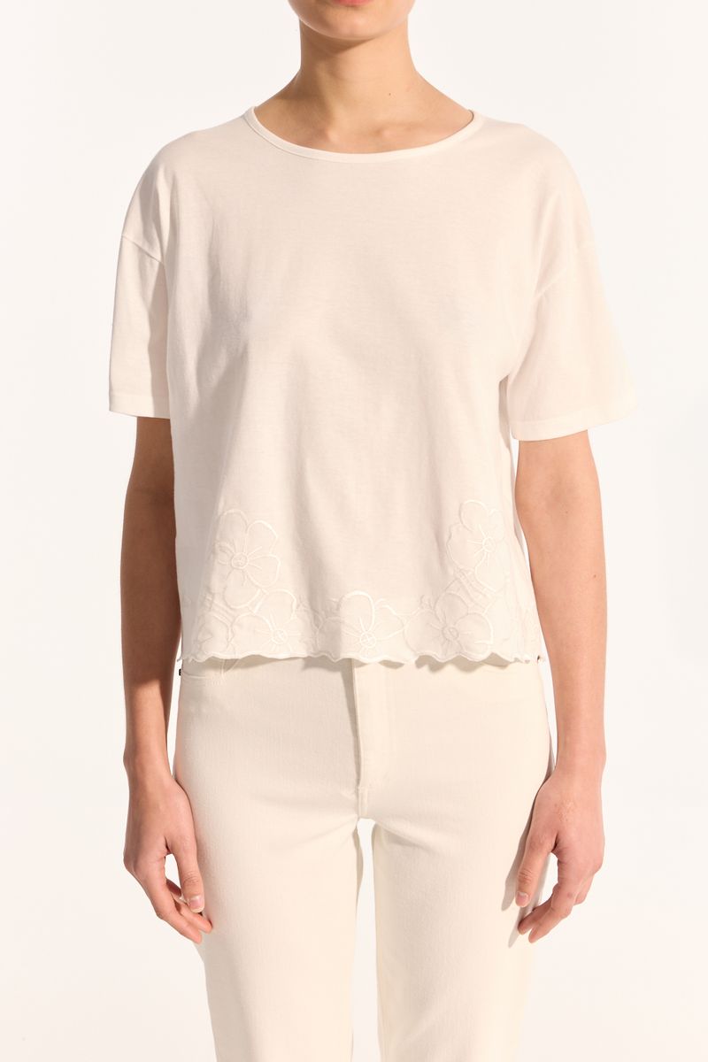 REMERA BORDADA DAFNE