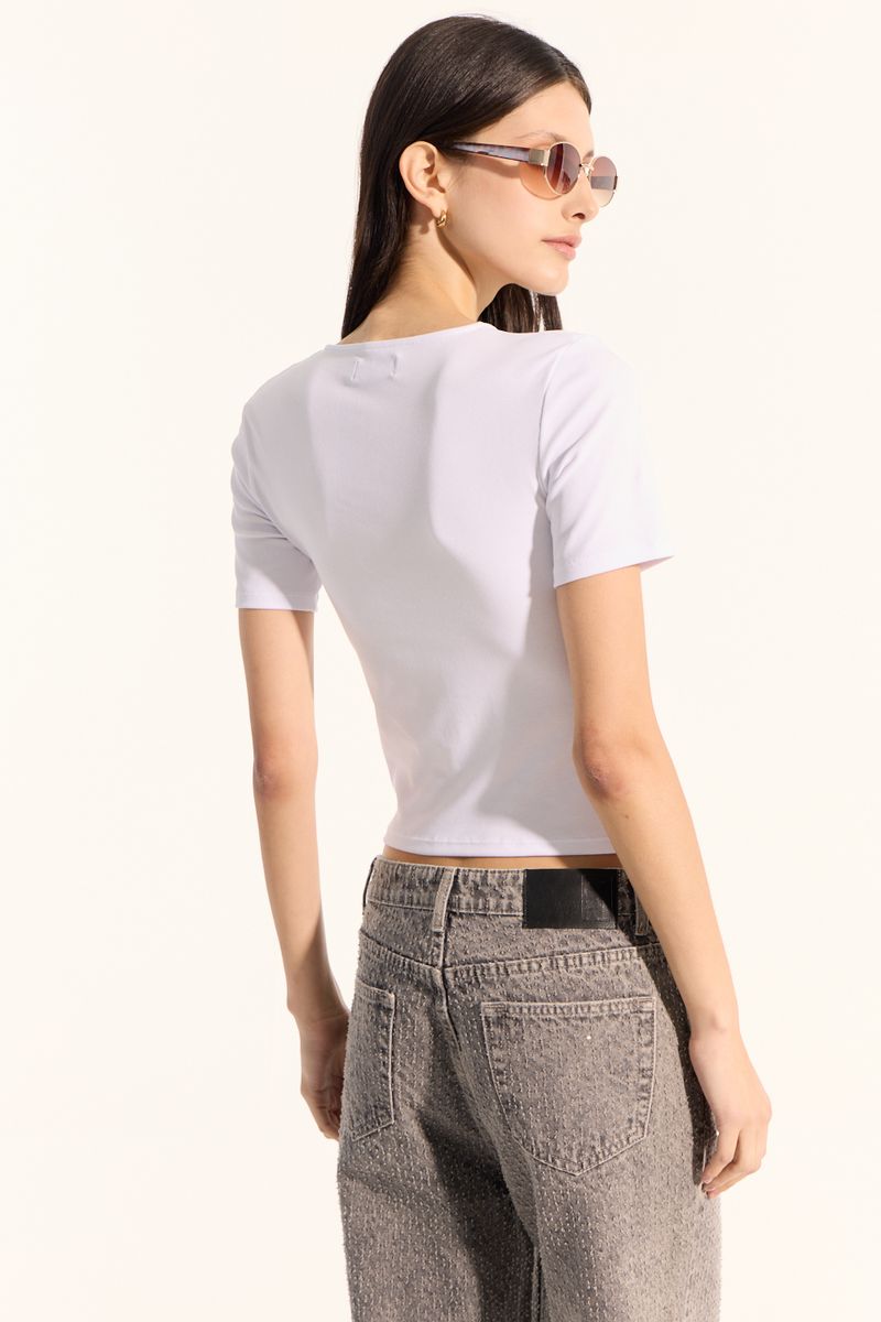 REMERA TORZADA