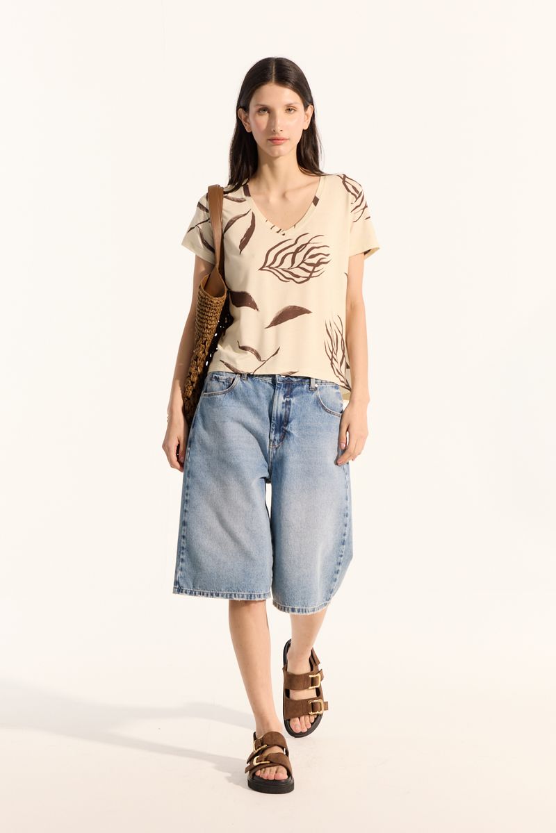 REMERA ESTAMPADA LEAVES