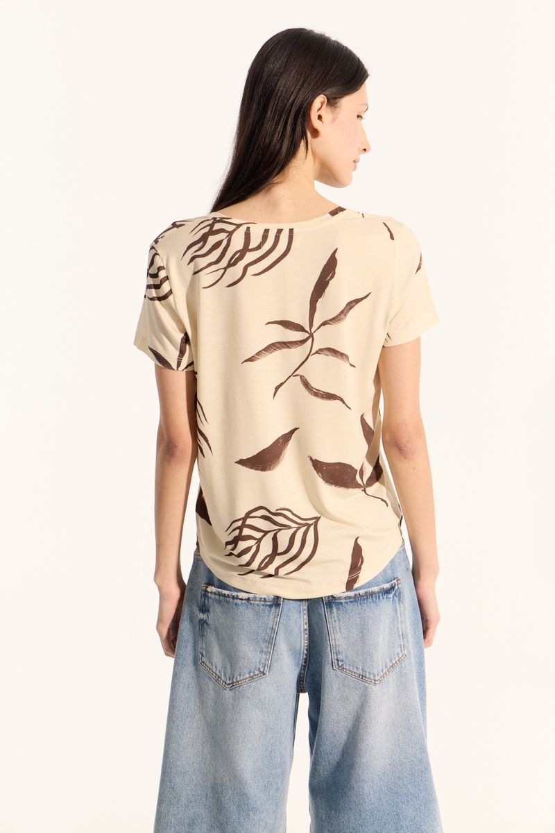 REMERA ESTAMPADA LEAVES