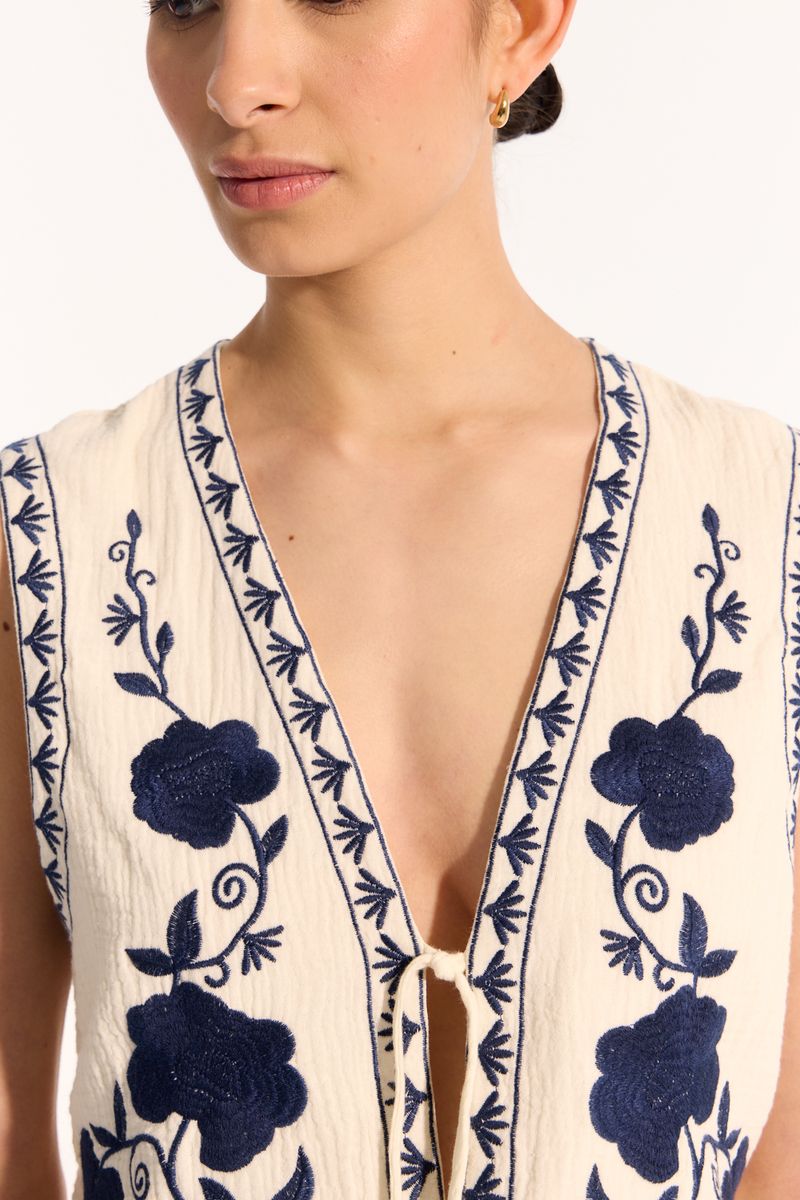 CHALECO BORDADO BOHO