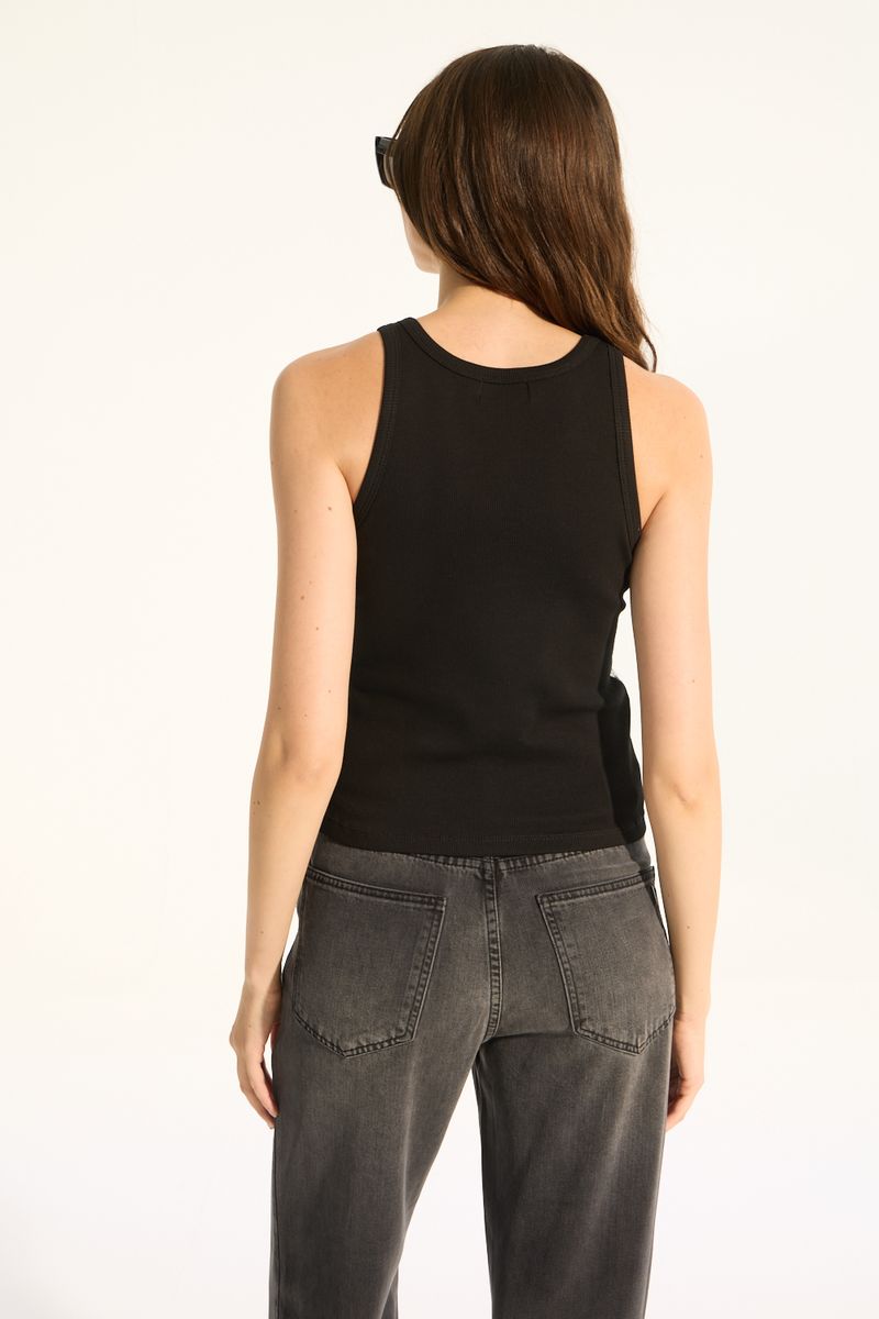 MUSCULOSA CON LENTEJUELAS CAIRO
